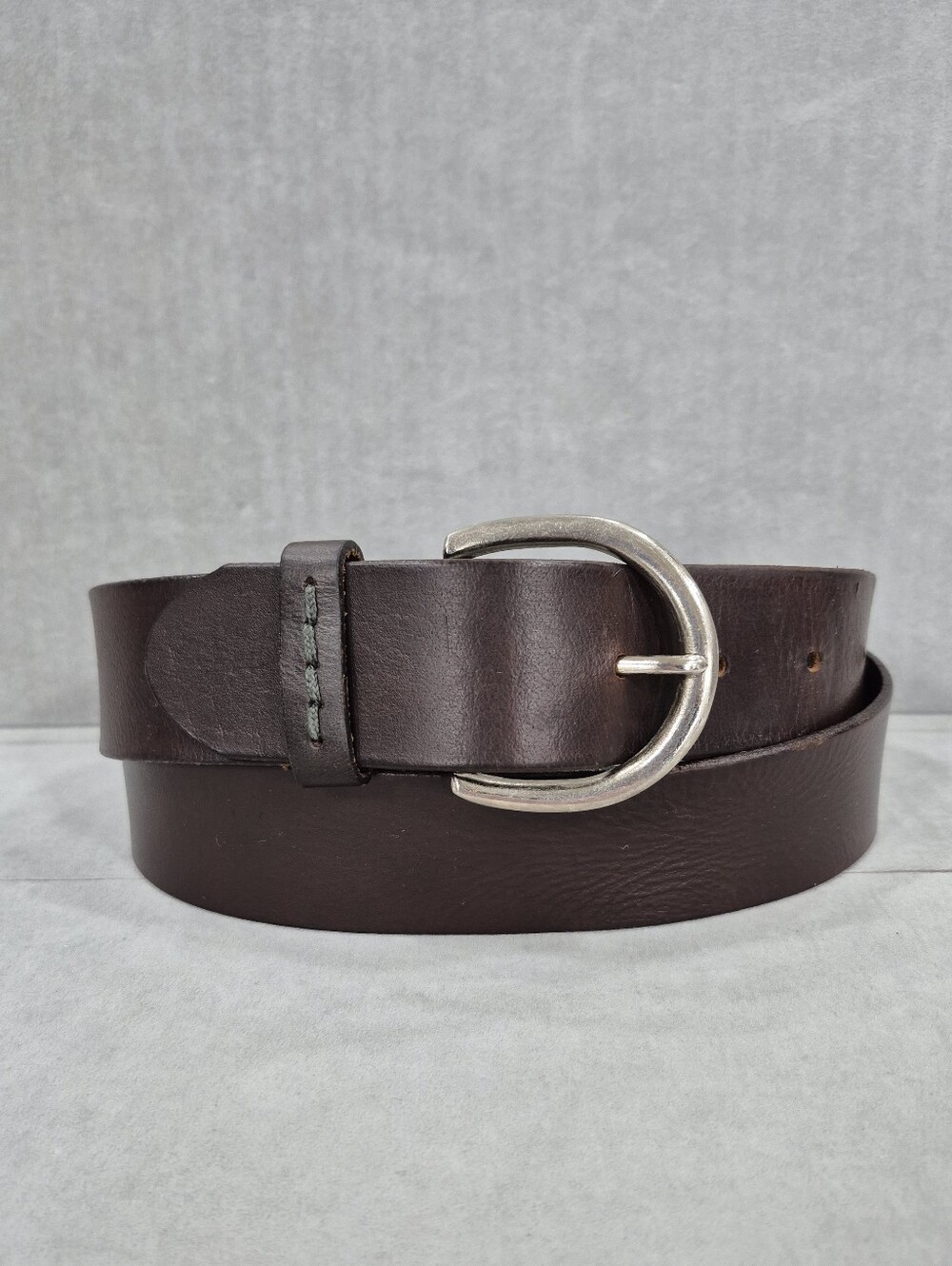 Aeropostale belt women's large brown leather brushed silver rounded buckle